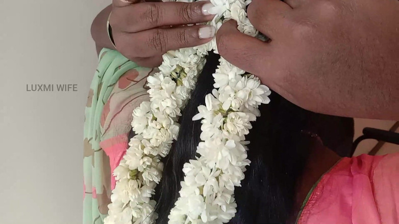 Luxmi Wife: Bts - Nahý videohovor kamarádovi. Manžel paroháč sleduje