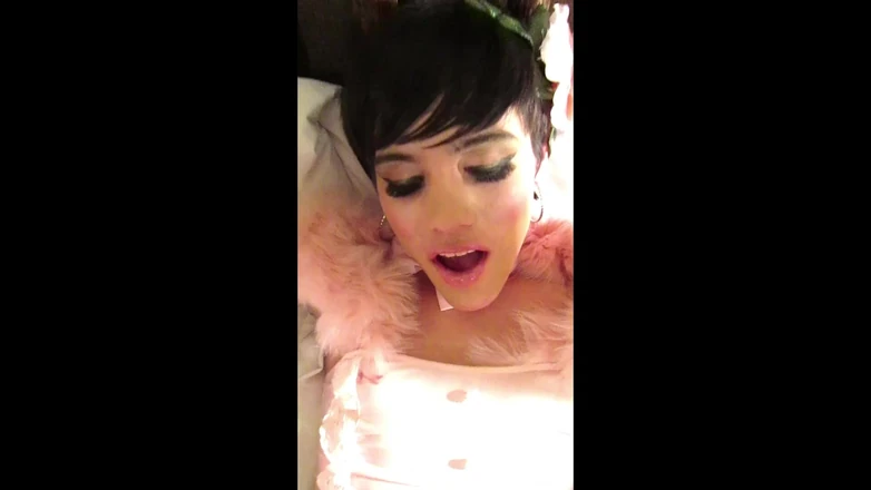 Tia Tizzianni Productions: Nyxi leon: il mio cazzo pov più intimo di sempre