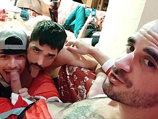 LEO BULGARI: Những chàng trai tốt thổi kèn cho ông già Noel