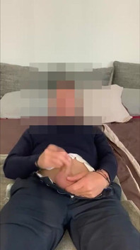 Hetero Casado Corretor Fode-se Com Um Vibrador No Chuveiro Para Mim
