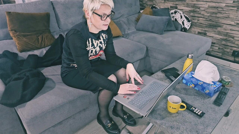 Sofy13: Musela jsem si vybrat mezi prací nebo dildo na své...