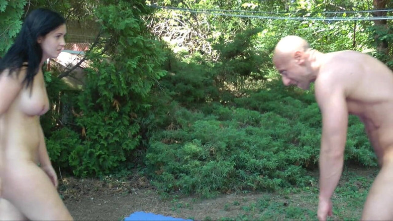 European Erotic Mixed Wrestling Club: Суперсексуальная Angell Summers, к сожалению, доминирует большую часть времени miki, часть 3