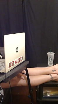 Secretly Worshipping Anna's Feet Until I Get Caught