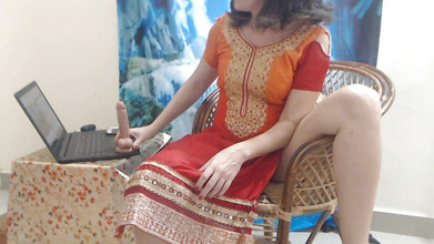 Bolly Karma: Bolly Karma 290 mengongkek pepek dildo