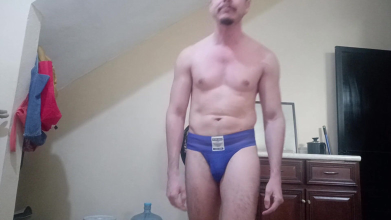 Tabasco Jake: Yakışıklı beyaz latin jockstrap'ta spor yapıyor