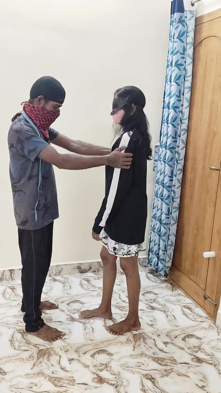 Thesana: Tailor Stepuncle Fucks the Young Girl