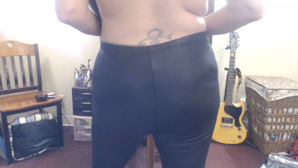 Abby Anna: Ass thrust jiggle cellulite bounce