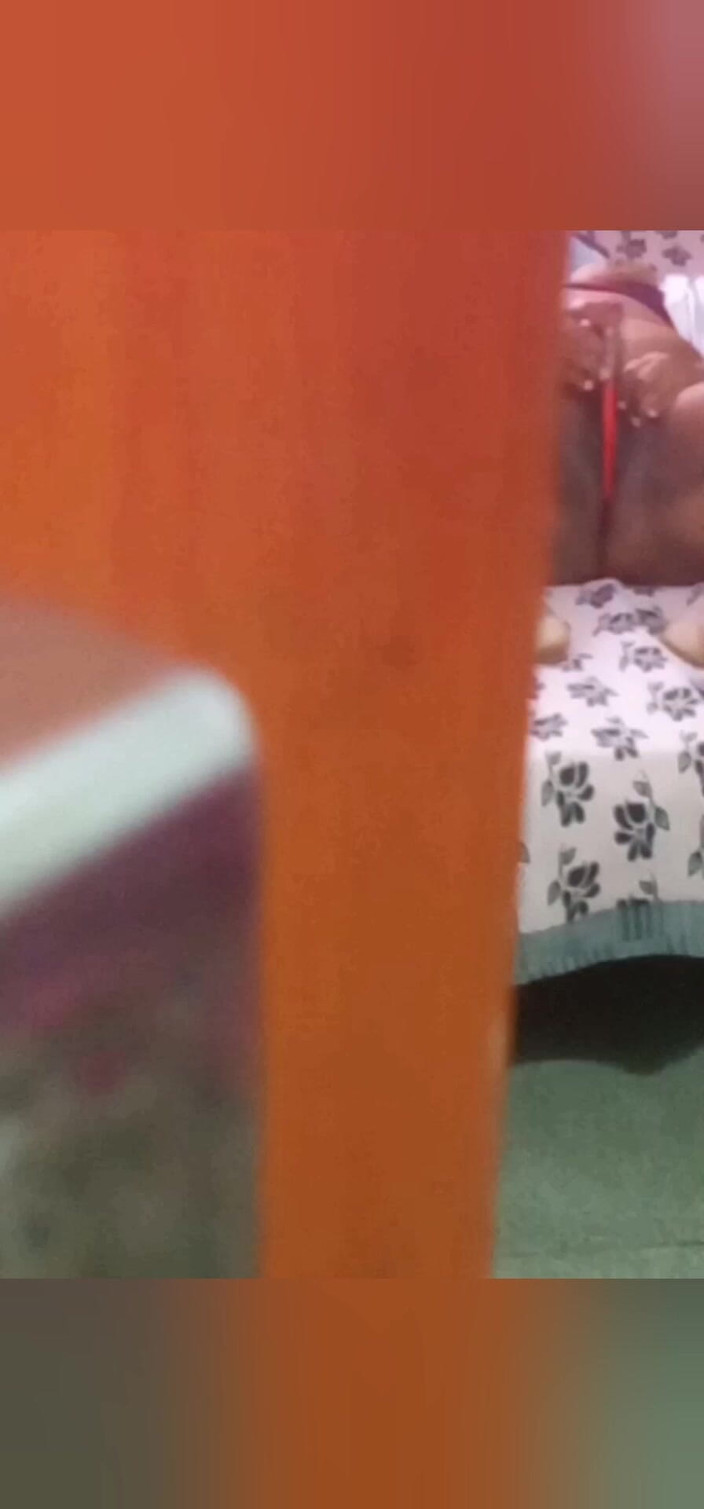 Pickup maami: Cowok pengantar barang ini mengancam pelanggannya