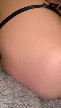 Couple Foreplay - Tatted Teen Can't Stop Cumming