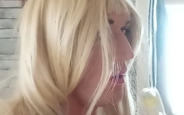 SarahDeSexy: Saradesexy Sissy Crossdress Shemale Blonde Dziwka z Big Cock