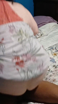 PAWG cipka mokra i gotowa ona jeździła tego penisa jak prawdziwa wiejska dziewczyna