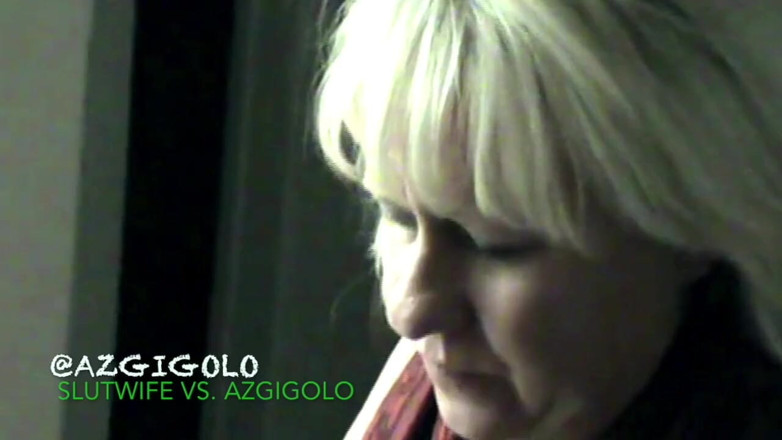AZGIGOLO: Soție blondă curvă versus Azgigolo