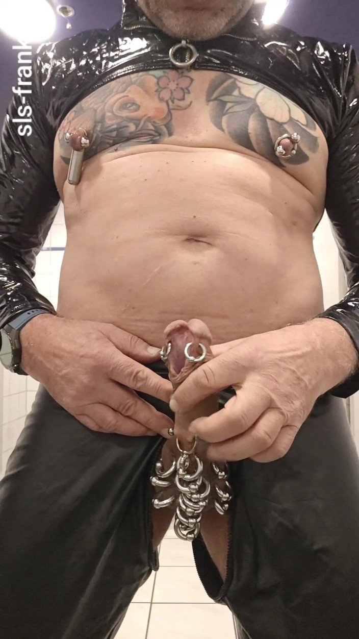 sls-frank: Sls-frank Masturbarse En Pornokino Toilette En Tréveris