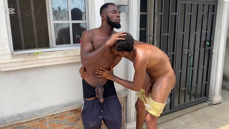 BlackDanie_production: Gros papa, baise-moi