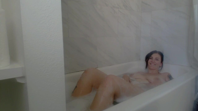 Kelly Payne: JOI Lactation Bubble Bath