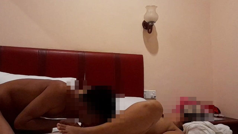 House wife: Breng meisje 35-jarige neukpartij in de kamer beste grote kont sperma...