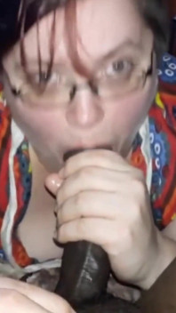 Dando bbc incrível punheta chupando meu pau enorme