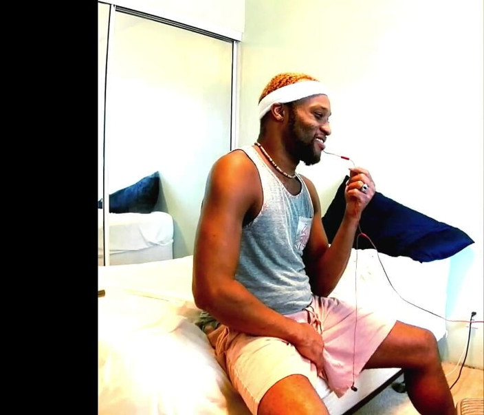 Kennie Jai: Kennie Jai Beats His Meat!