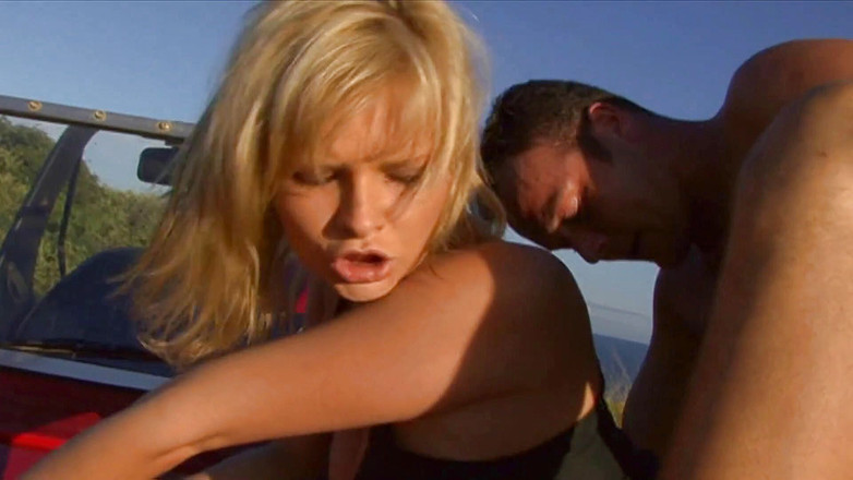 Leon Lambert Girls Twerk Parties CFNM: Blondes schätzchen mit dickem arsch im freien anal gefickt