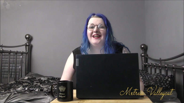 Mxtress Valleycat: Jerking from home