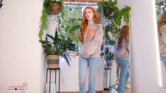 Destination Kat: La chambre de pipi, nouvelle demande