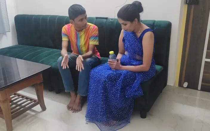 Anjalisingh_sexy: A Desi Wife Cheated Teen Boy and Made a Hot...