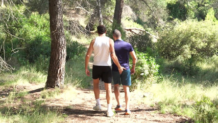 Logan Vera: Ormanda Seyir