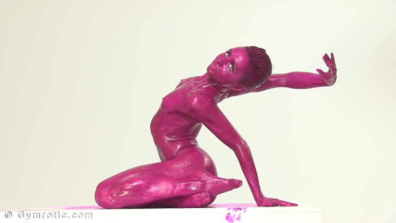 Watch4fetish: Flexible Exercises with Body Painting