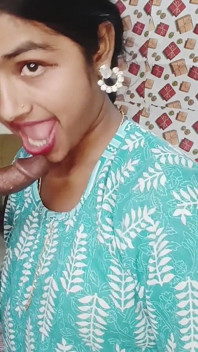 Sekce 22. Indický desi romantický pár, kouření a výstřik sex