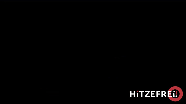 Hitzefrei: Sıska genç kız Megan Venturi terk edilmiş hastanede takside sikiliyor