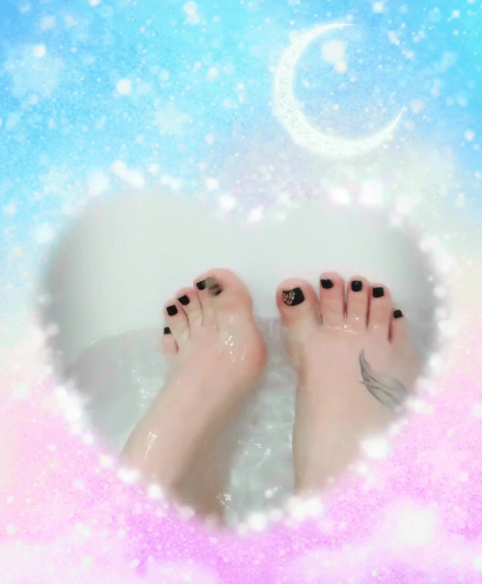 Goddess Misha Goldy: 내 엉덩이를 봐