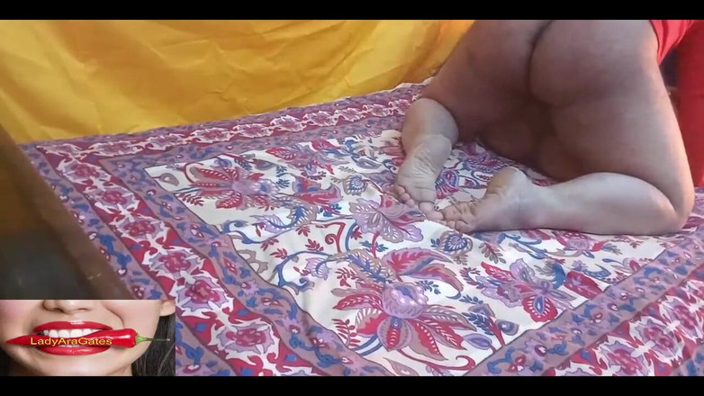 Hotty Jiya Sharmaa: Kompilasi video rekaman seks viral tante seksi india lagi asik...