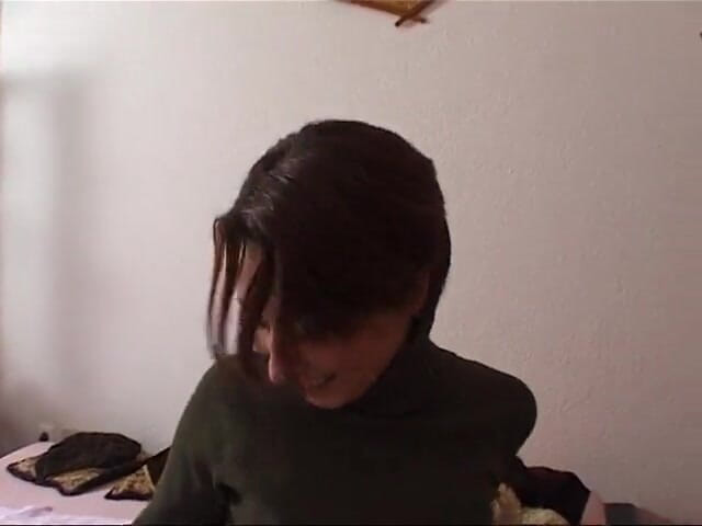 German Classic Porn videos: Тінка з гарними цицьками на її першому кастингу