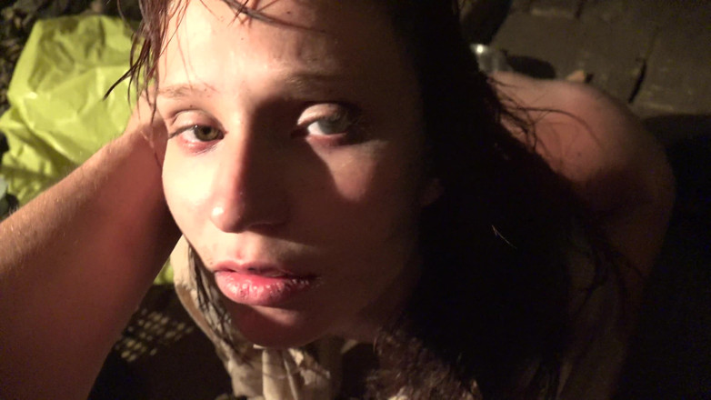 Horror porn: Horror Porn 3: a Garota na Gaiola