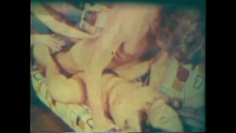 Vintage megastore: Všichni mají chtivou postel