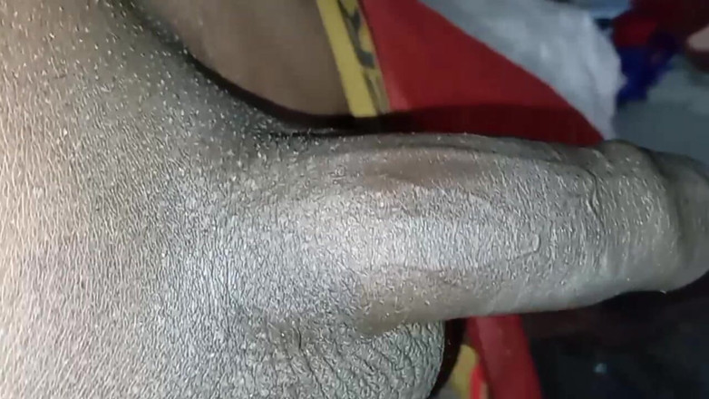 Chut: CD Ladyboy Ki Land Ki Bal Golenie