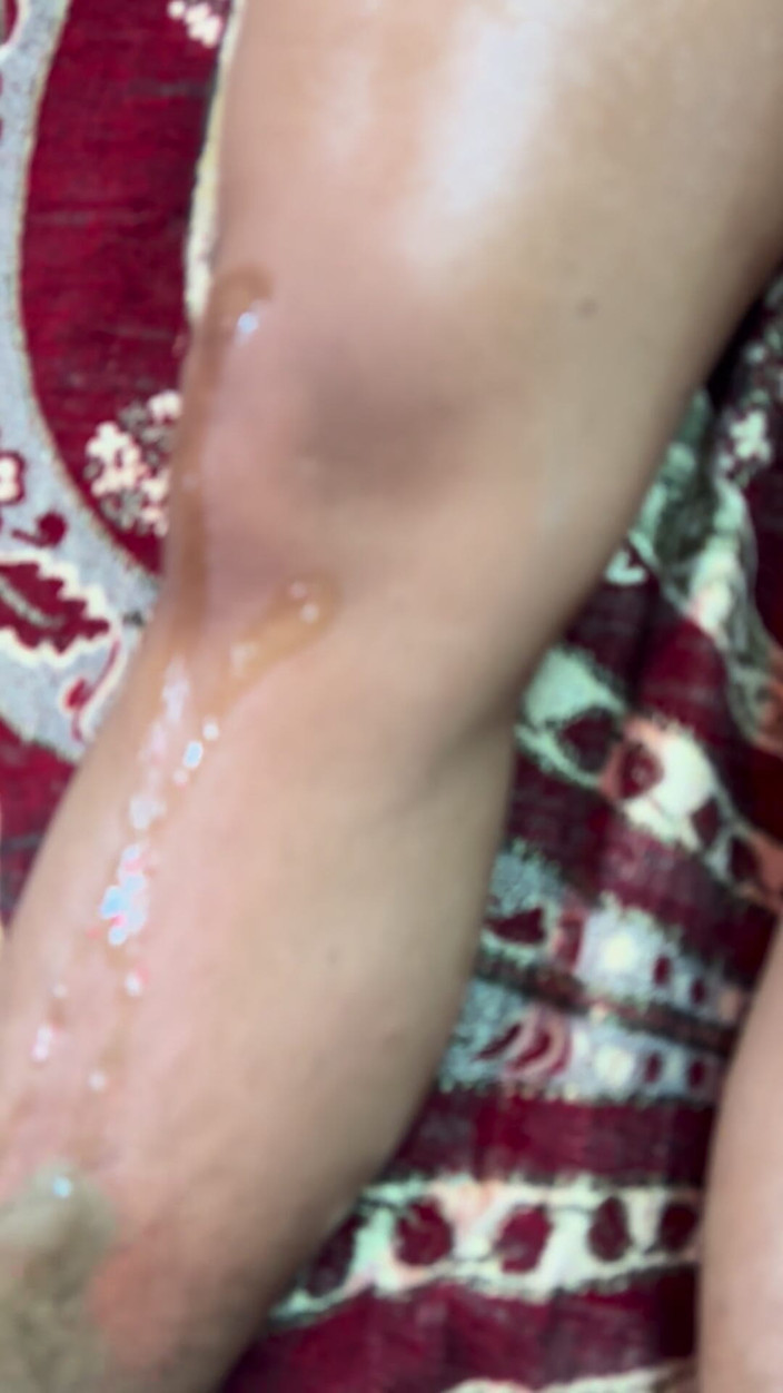 Beautiful mask: Hôm nay, nhân viên mát-xa bóp ngực của priya và...