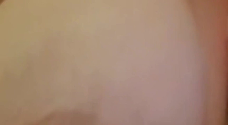 Real homemade BBW BBC porn: YoungEnglishBBW - strofinando la mia figa grassa e sborrando intensamente