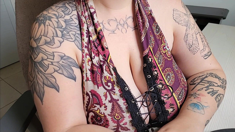 alucidfever: Kancelářská kamarádka nevadí, že se díváš