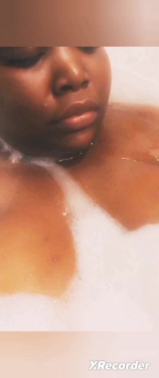 Mzvichocolate: Líbí se jí to