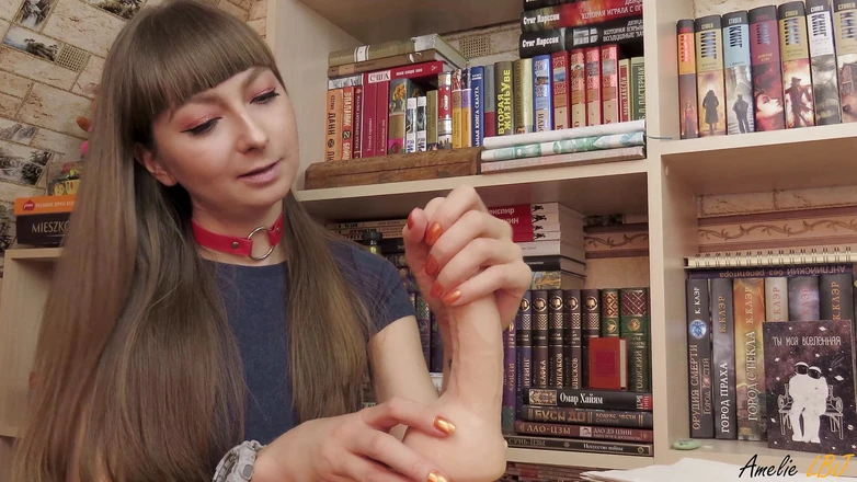 Amelie Dubon: Cutie učí, jak správně masturbovat ptáka, zatímco rodiče jsou venku