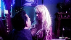 Full porn collection: Blonďatá milfka Amy s velkými prsy je ošukaná ve Swingers