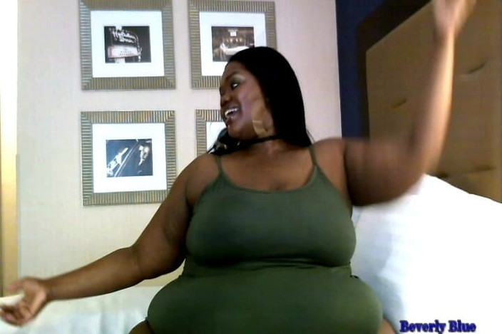 Beverly Blue: Beverly ve Konfeti Balonları