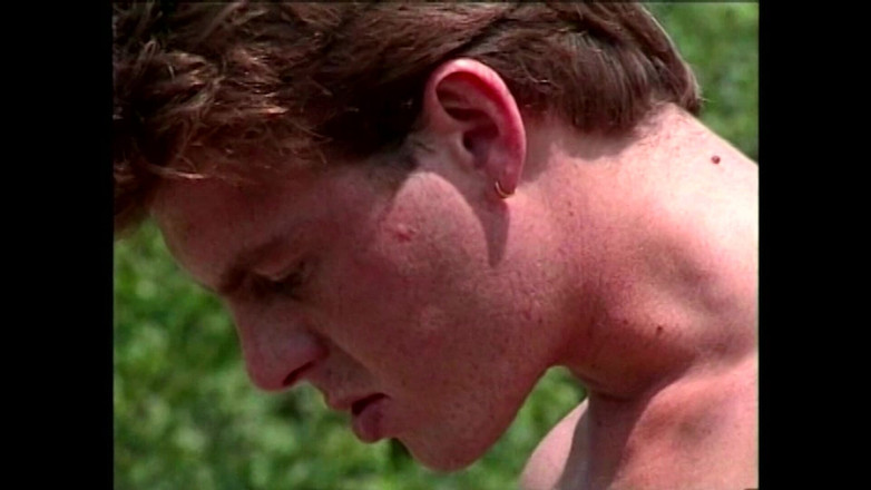 Dark Holes: Foursome Nel Campo Con Doppia Penetrazione