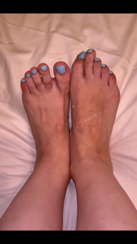 Feet in Cum