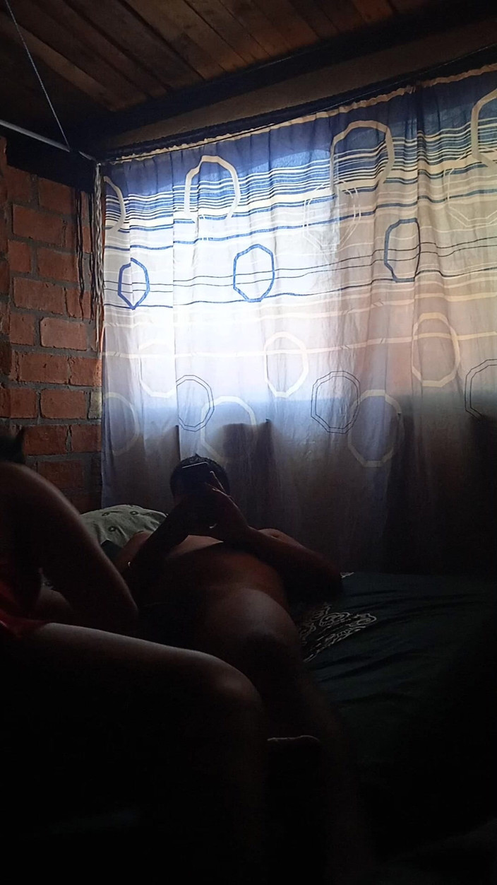 Eatrella j: Il muratore messicano attacca peperoncino nel culo