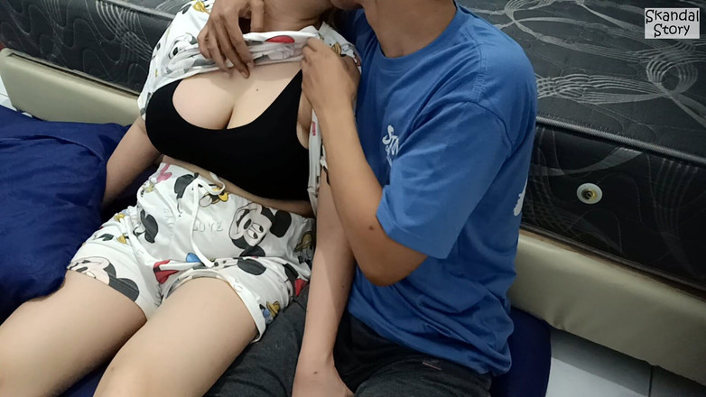 Skandal Story: फिर से चोरी में तल्लीन लगभग ससुराल वालों द्वारा पकड़ा गया