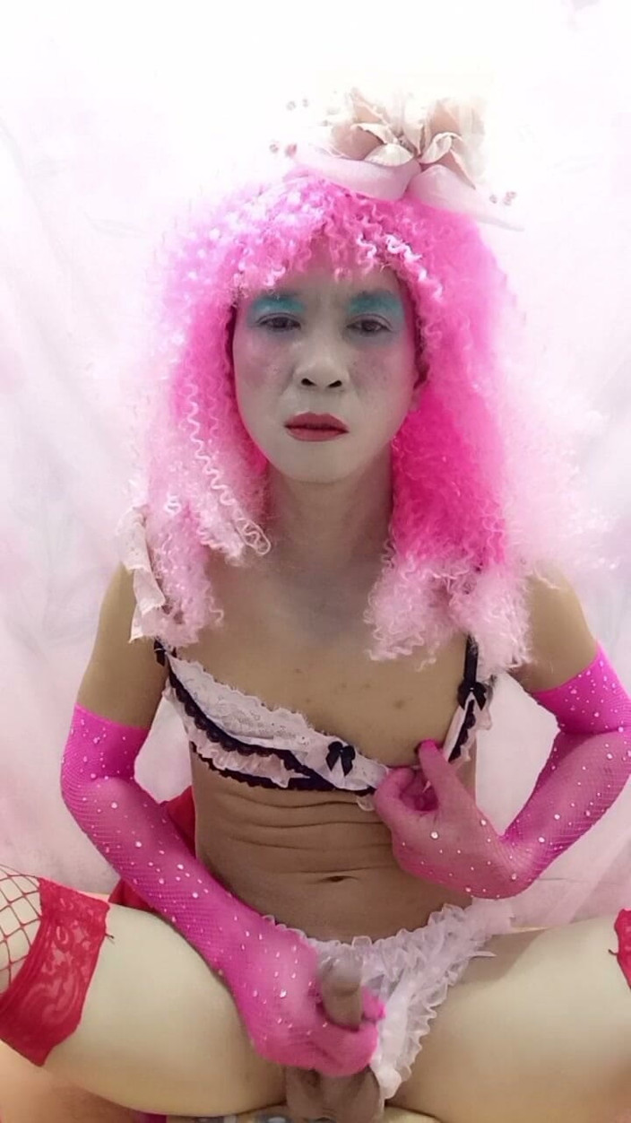 nguyen dang thien tri: オアン・ル・シーメールがセクシーなポルノを着た自撮り
