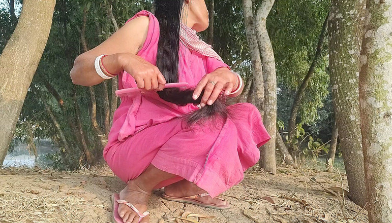 my house: Nomita yengen dışarı çıktım ve işedim