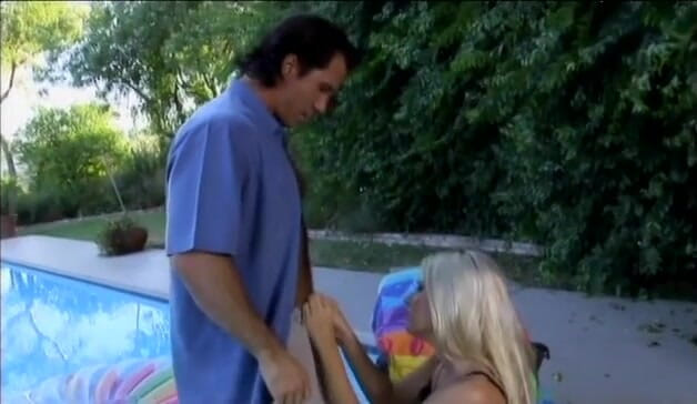 Porncentro: Lusty Mary Carey gets her pussy licked by the pool
